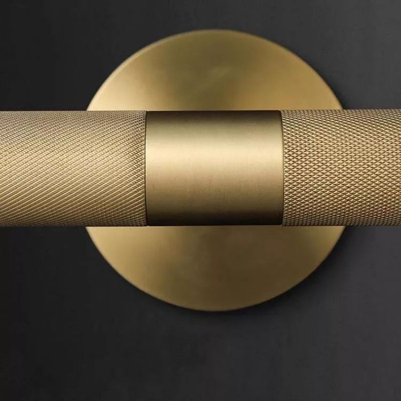 Amph Cylindrical Picture Light