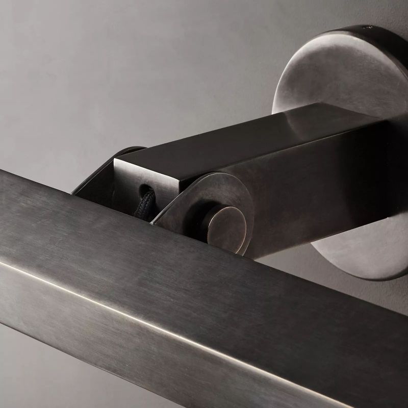 Kennie Linear Picture Light