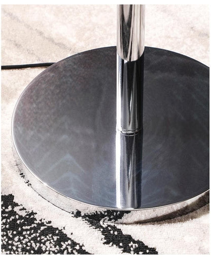 Viola Luxury Hardware Aluminum Chain Tassel Floor Lamp