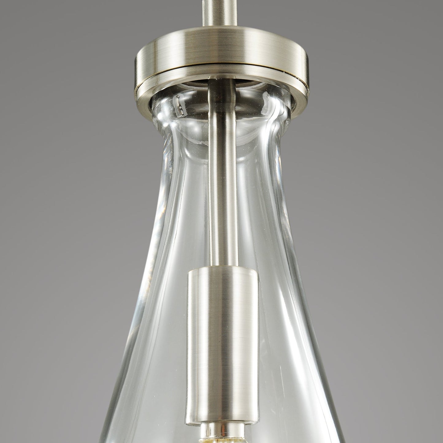 Raindrop round chandelier 5"(rod)